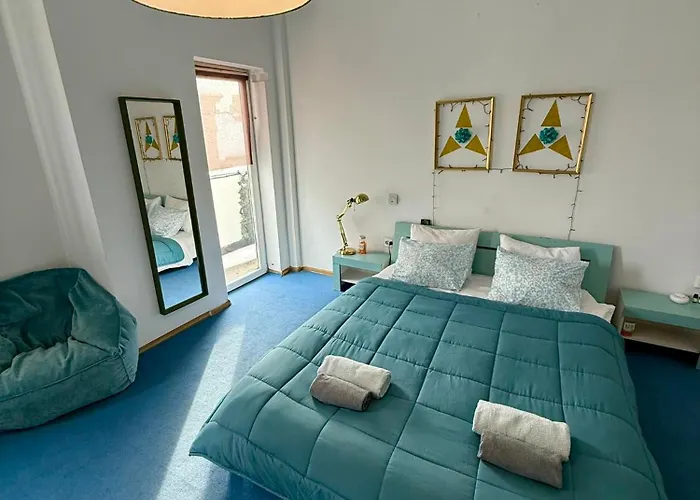 Middle Old Town Apartment Bucureşti